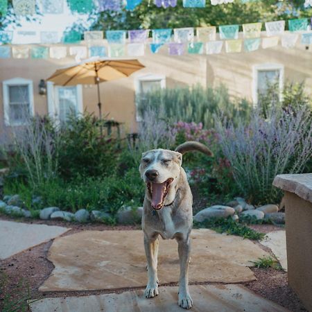 Dos Hermanas Casita 8 Downtown Courtyard Patio Santa Fe Exterior photo